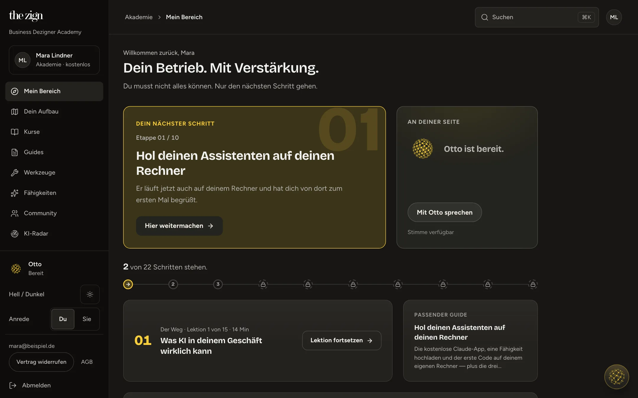Startseite des Mitgliederbereichs: Karte „Dein nächster Schritt" in Etappe 1, daneben der Assistent Otto, darunter der Fortschritt über zehn Etappen.